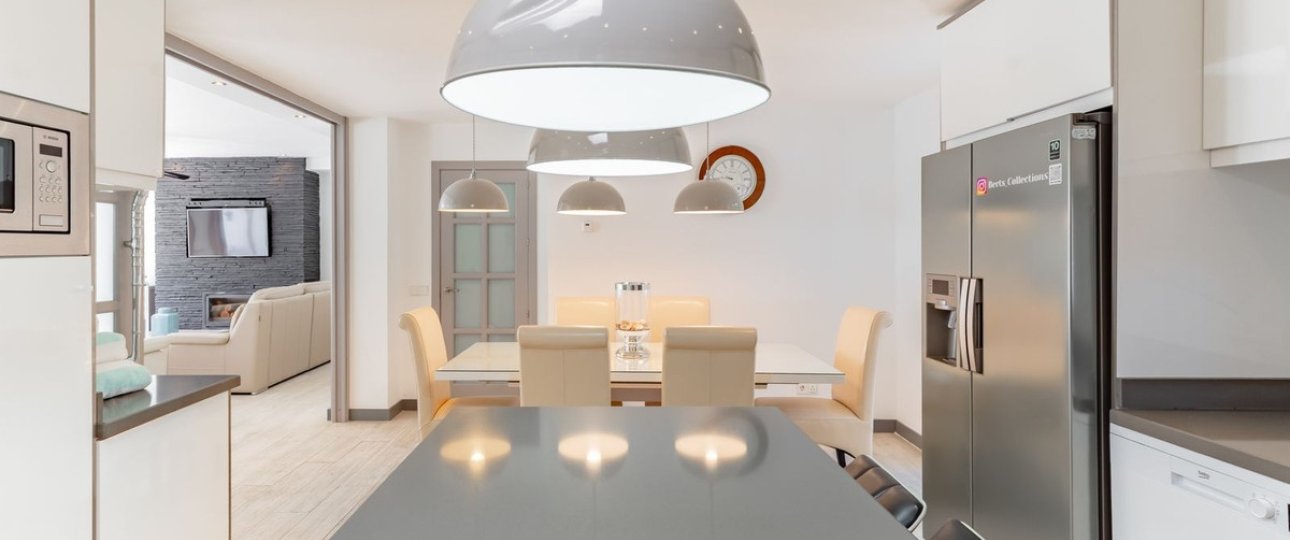 Rynek wtórny - Villa - Estepona - Estepona Centro