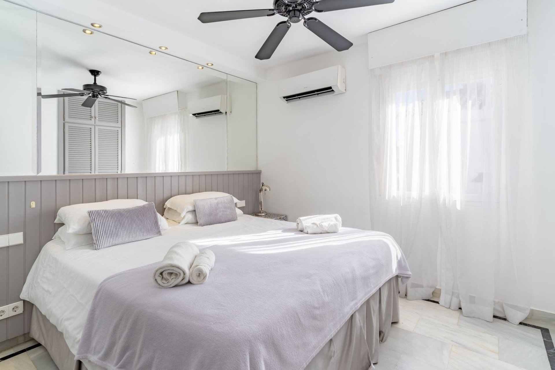 Rynek wtórny - Villa - Estepona - Estepona Centro