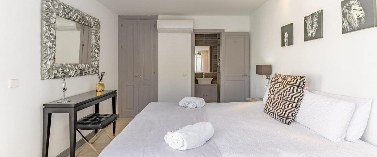 Rynek wtórny - Villa - Estepona - Estepona Centro