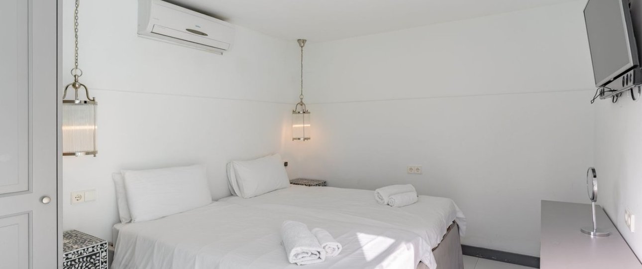 Rynek wtórny - Villa - Estepona - Estepona Centro