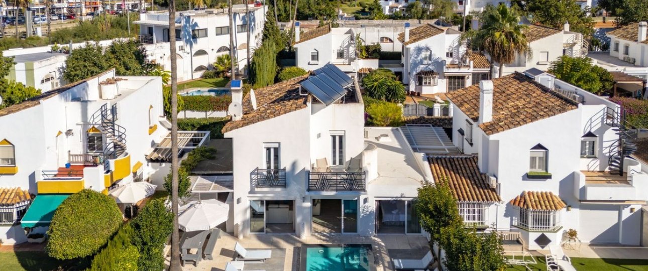 Rynek wtórny - Villa - Estepona - Estepona Centro