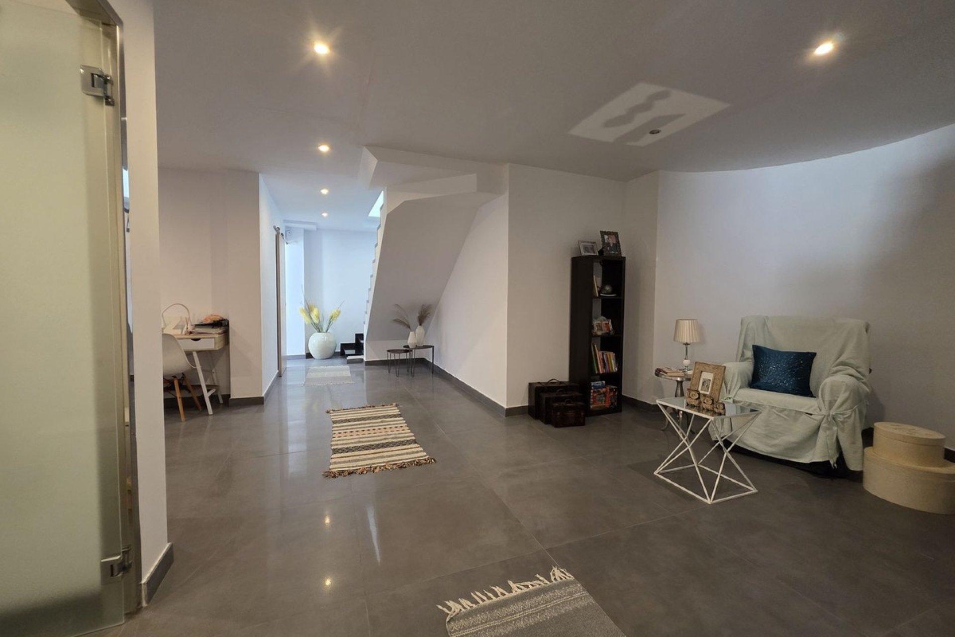 Rynek wtórny - Villa - Estepona - Estepona Centro