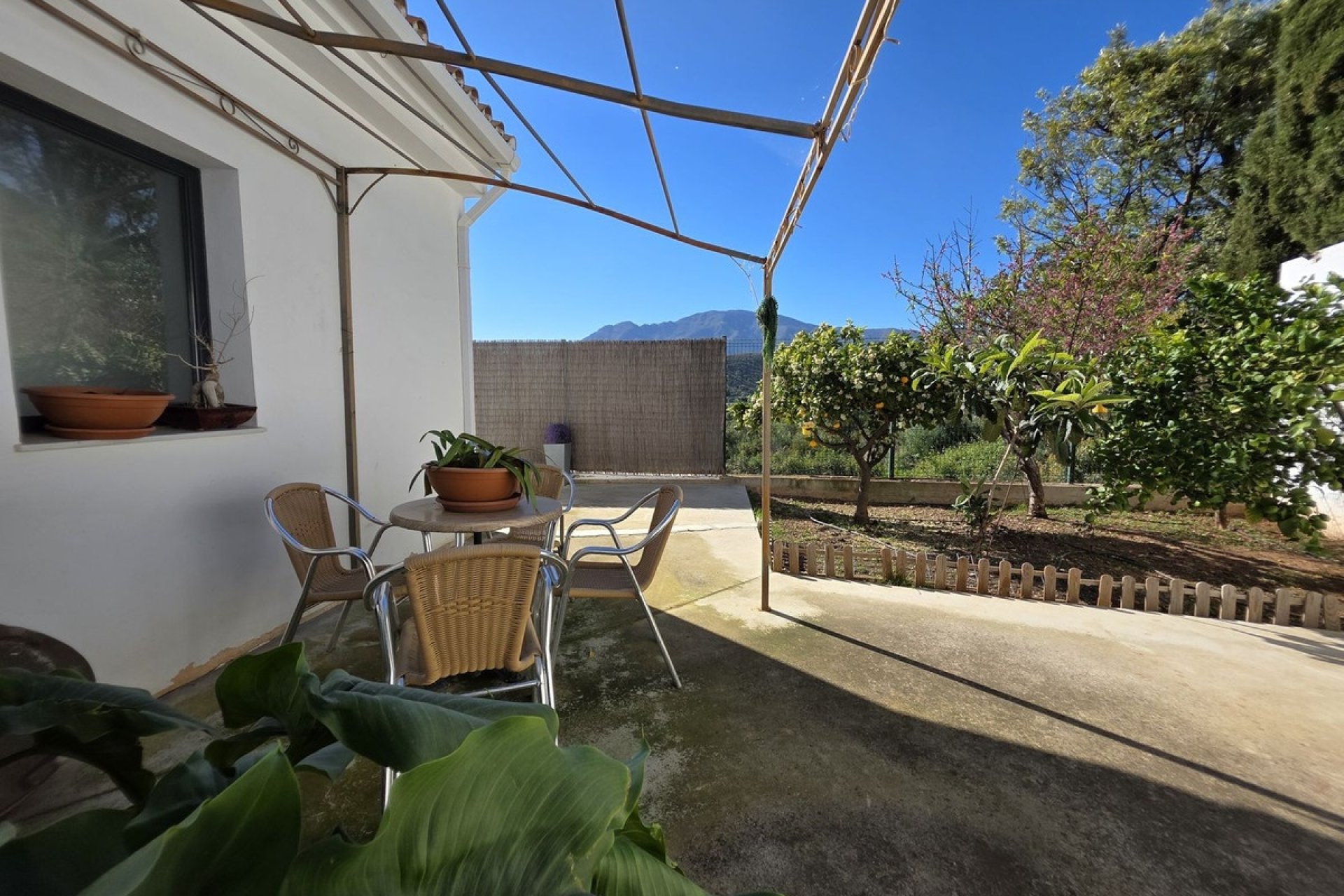 Rynek wtórny - Villa - Estepona - Estepona Centro