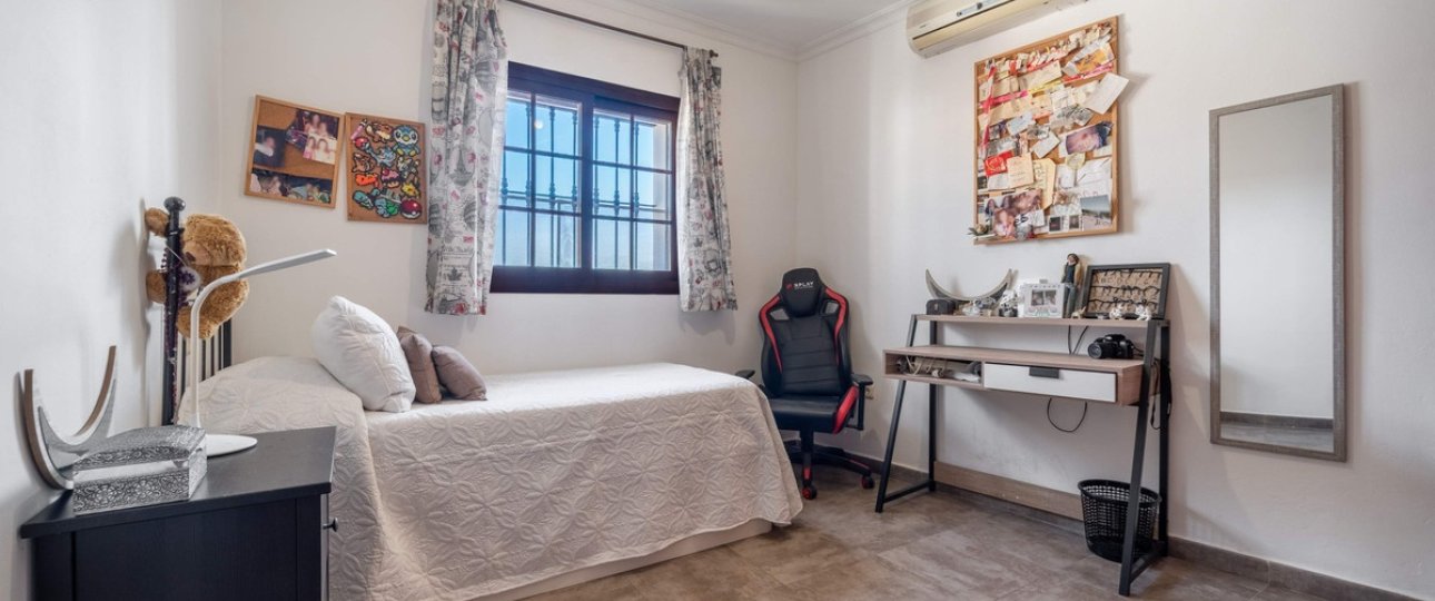 Rynek wtórny - Villa - Estepona - Estepona Centro