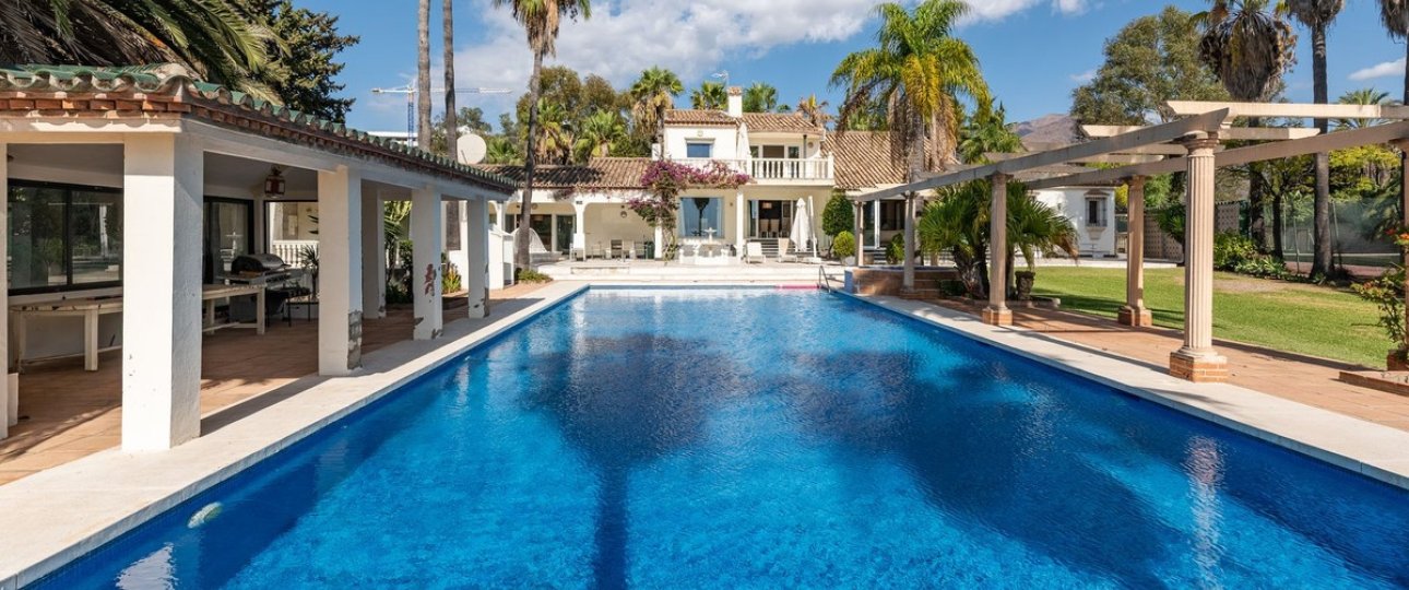 Rynek wtórny - Villa - Estepona - Estepona Centro