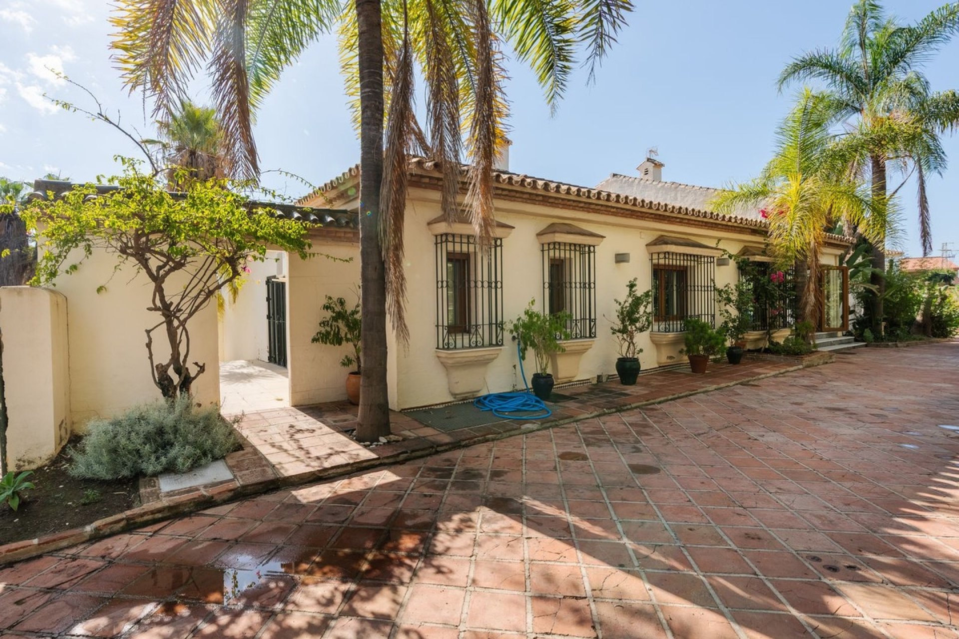 Rynek wtórny - Villa - Estepona - Estepona Centro