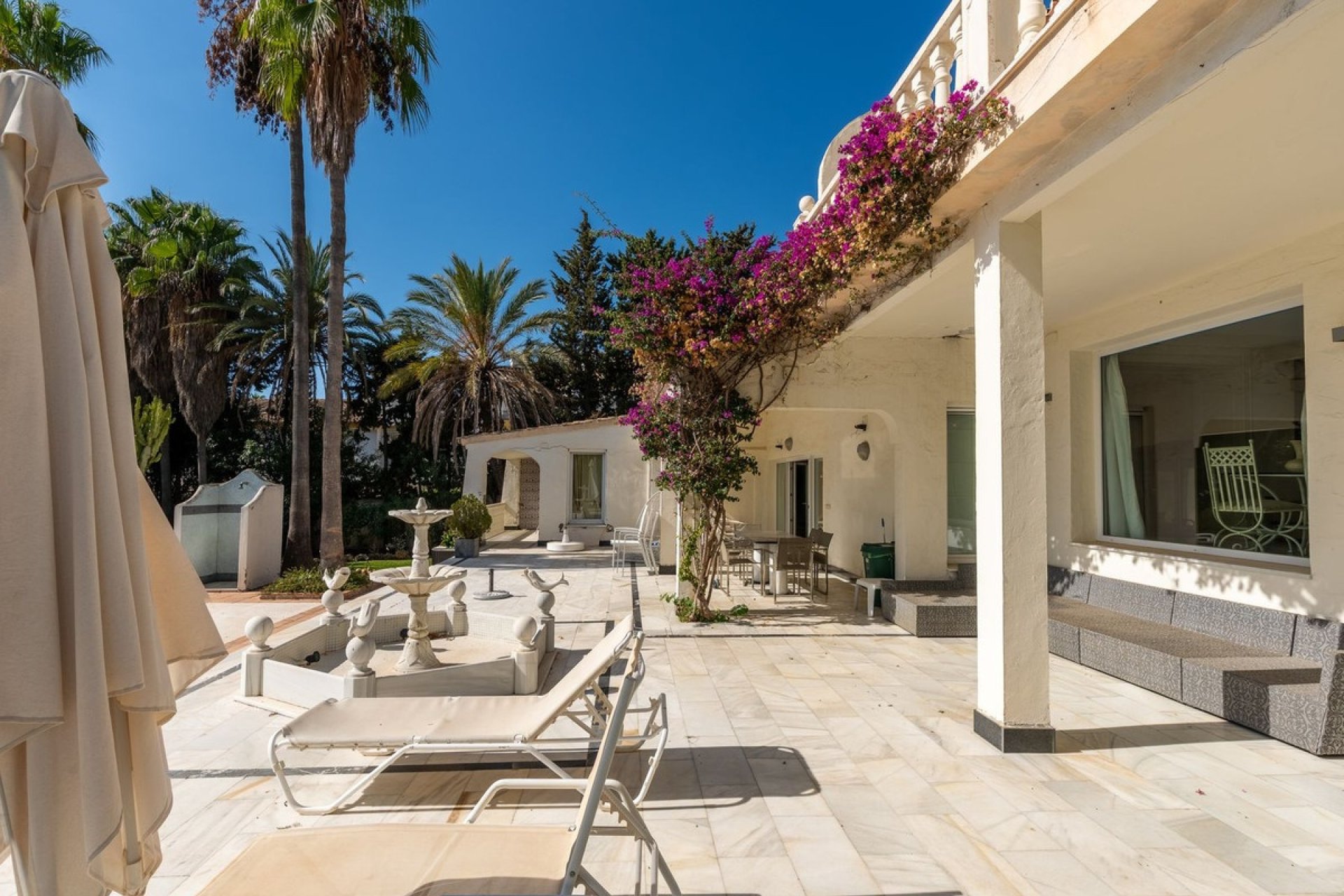 Rynek wtórny - Villa - Estepona - Estepona Centro