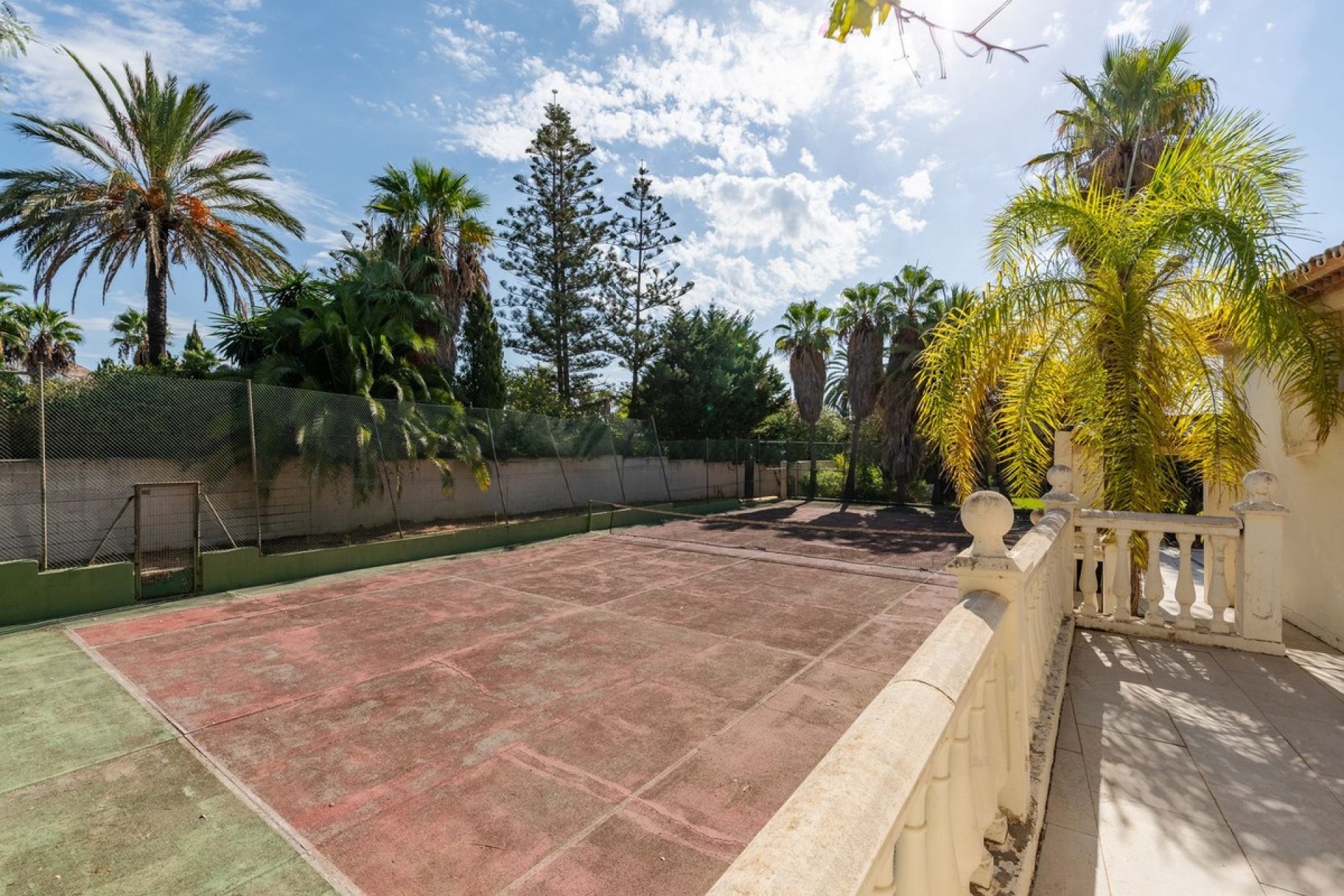 Rynek wtórny - Villa - Estepona - Estepona Centro