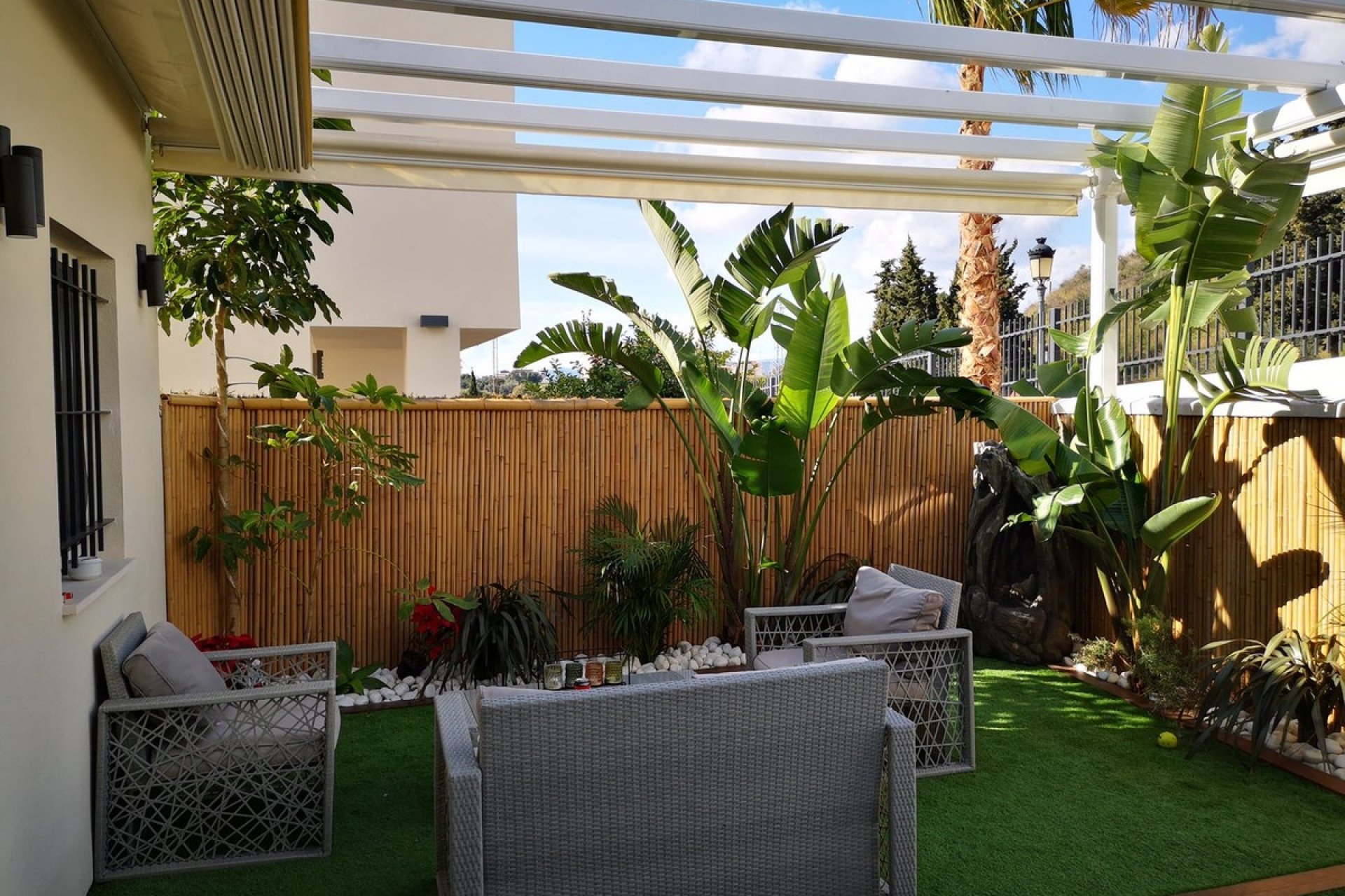 Rynek wtórny - Villa - Estepona - Estepona Centro
