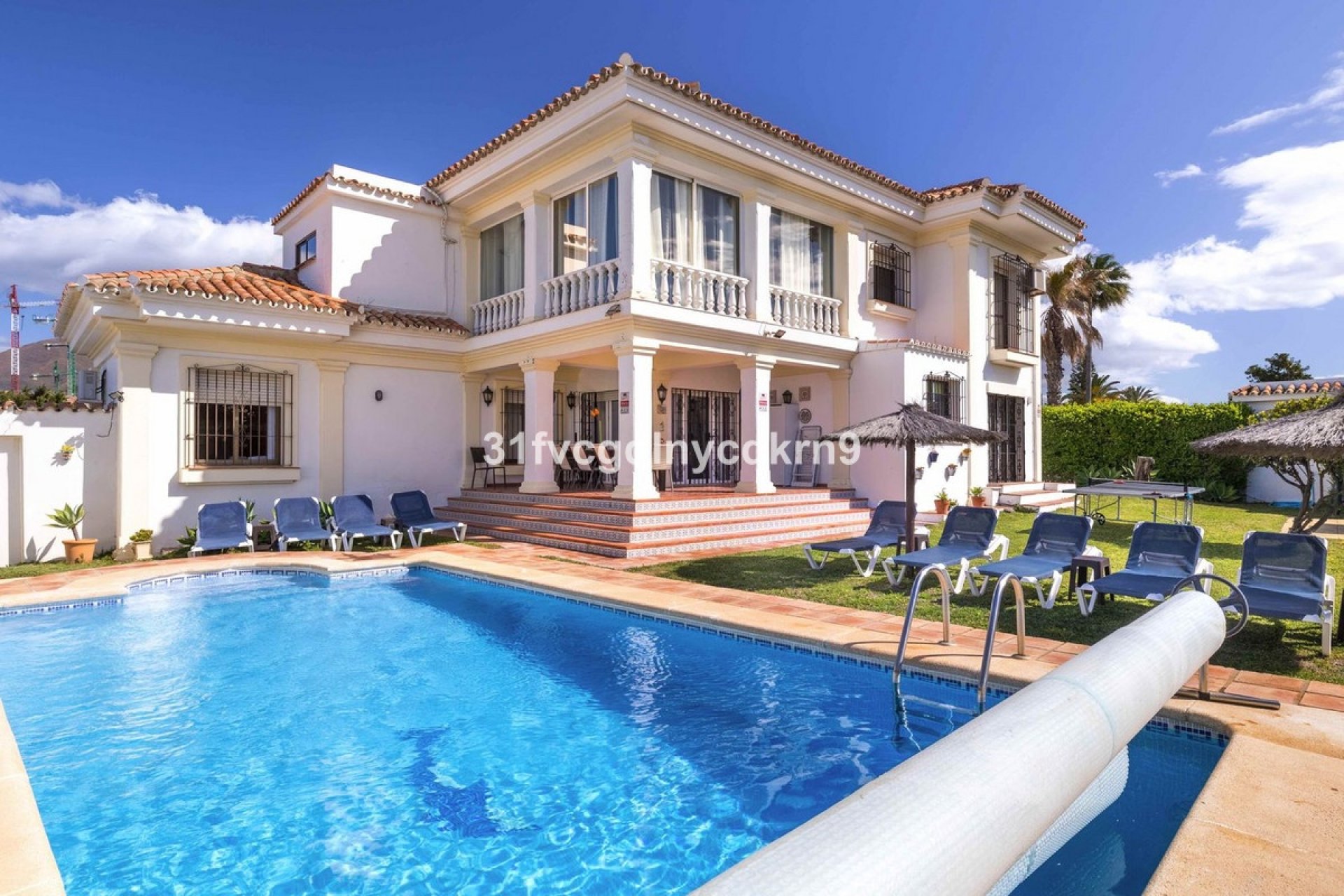 Rynek wtórny - Villa - Estepona - Estepona Centro
