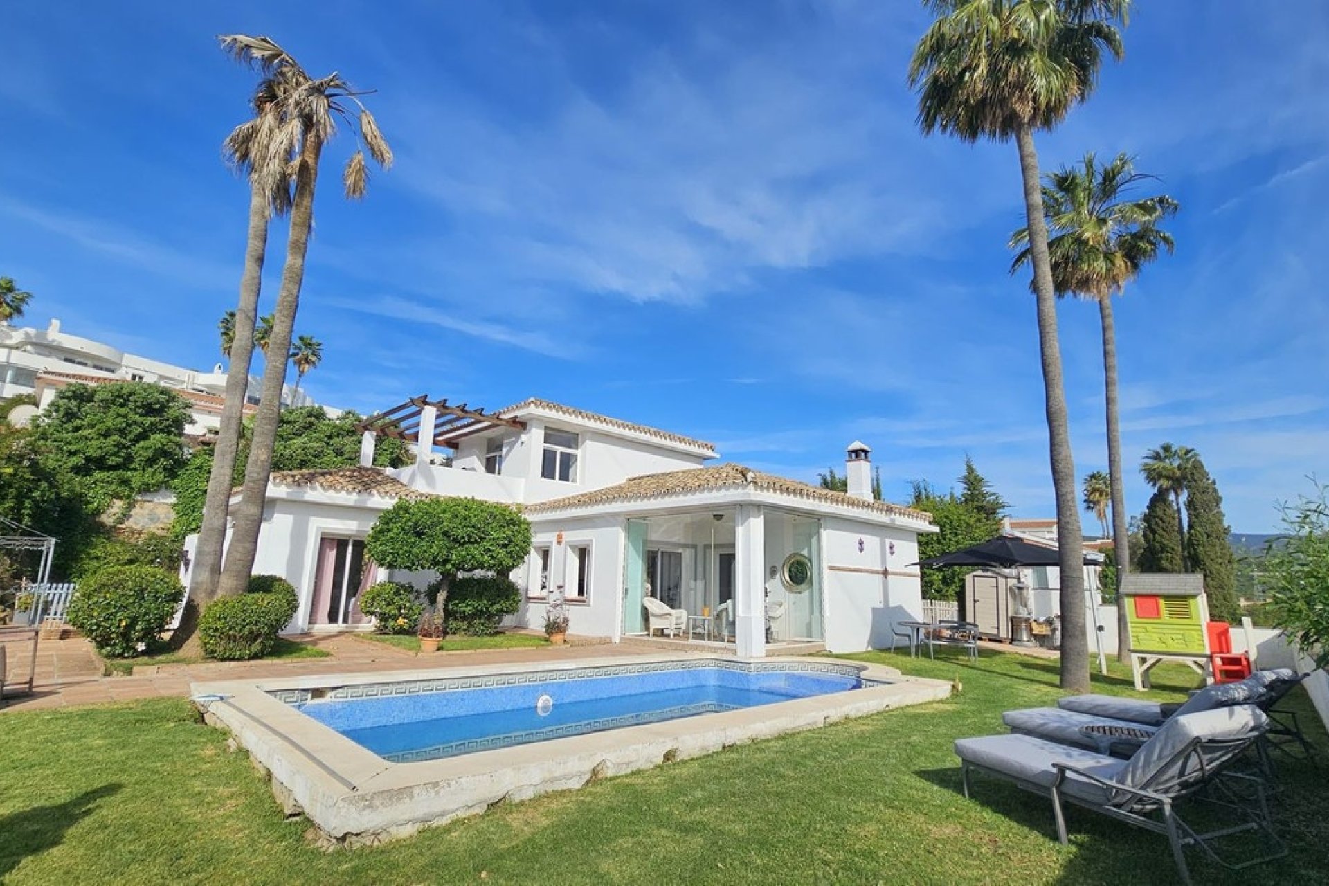 Rynek wtórny - Villa - Estepona - Estepona Centro