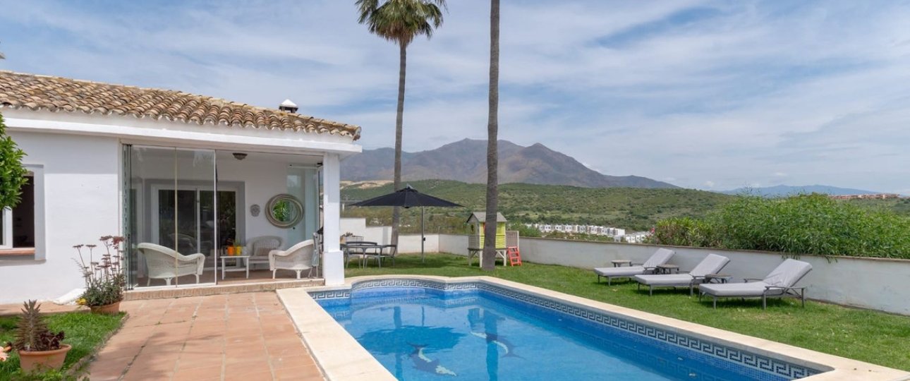 Rynek wtórny - Villa - Estepona - Estepona Centro