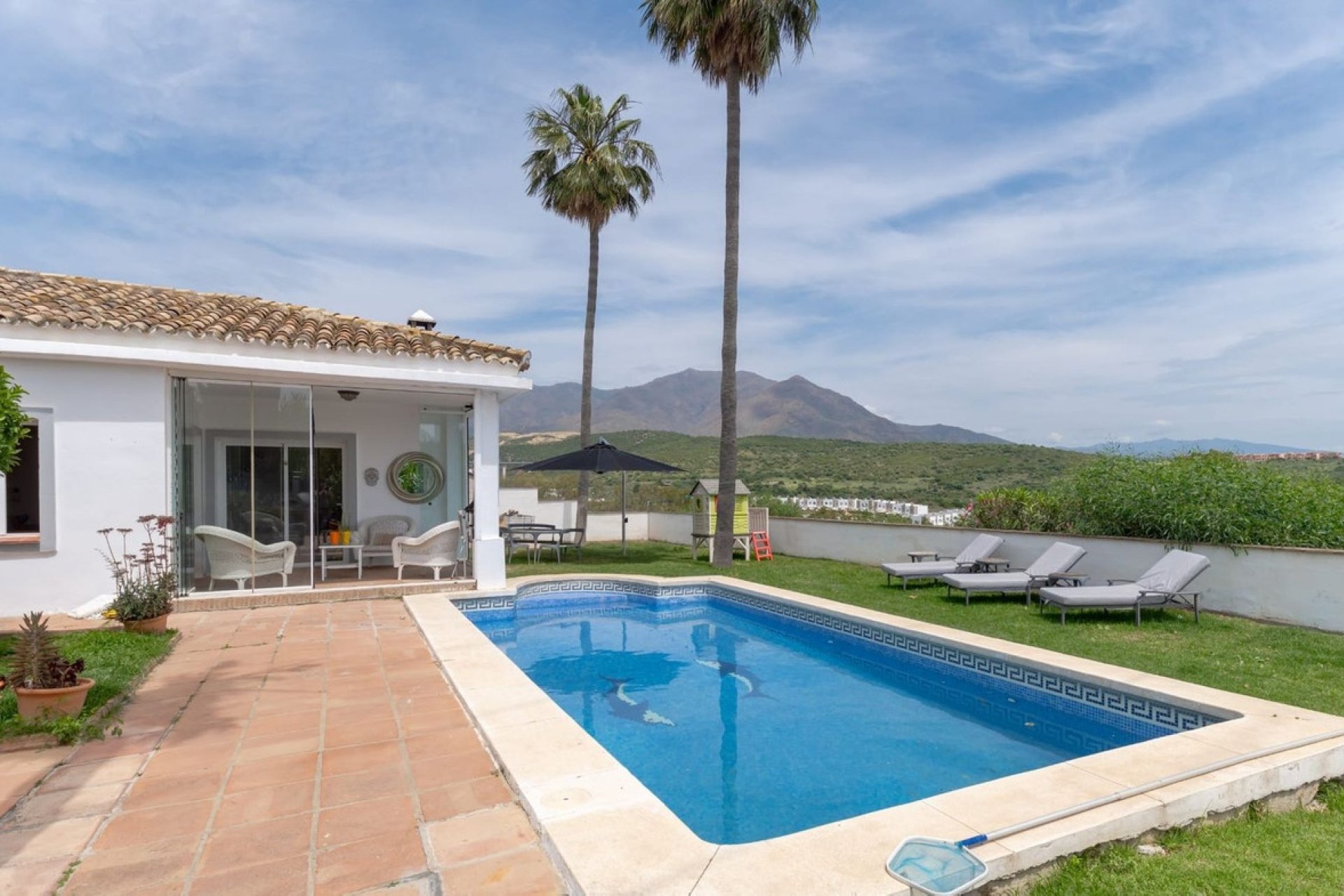 Rynek wtórny - Villa - Estepona - Estepona Centro
