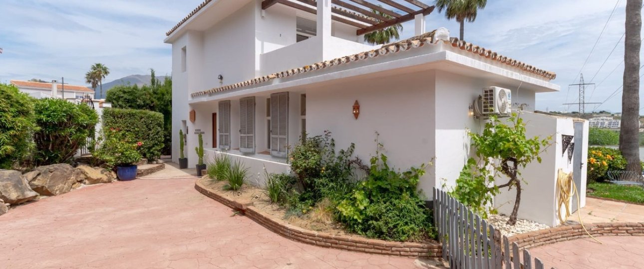 Rynek wtórny - Villa - Estepona - Estepona Centro