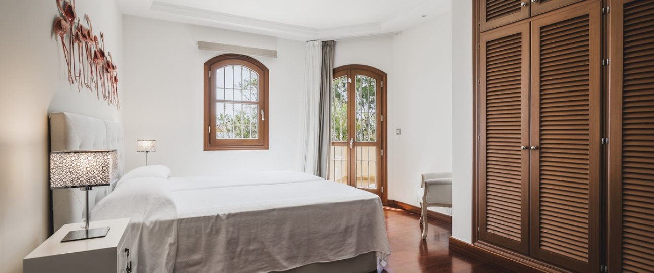 Rynek wtórny - Villa - Estepona - Estepona Centro