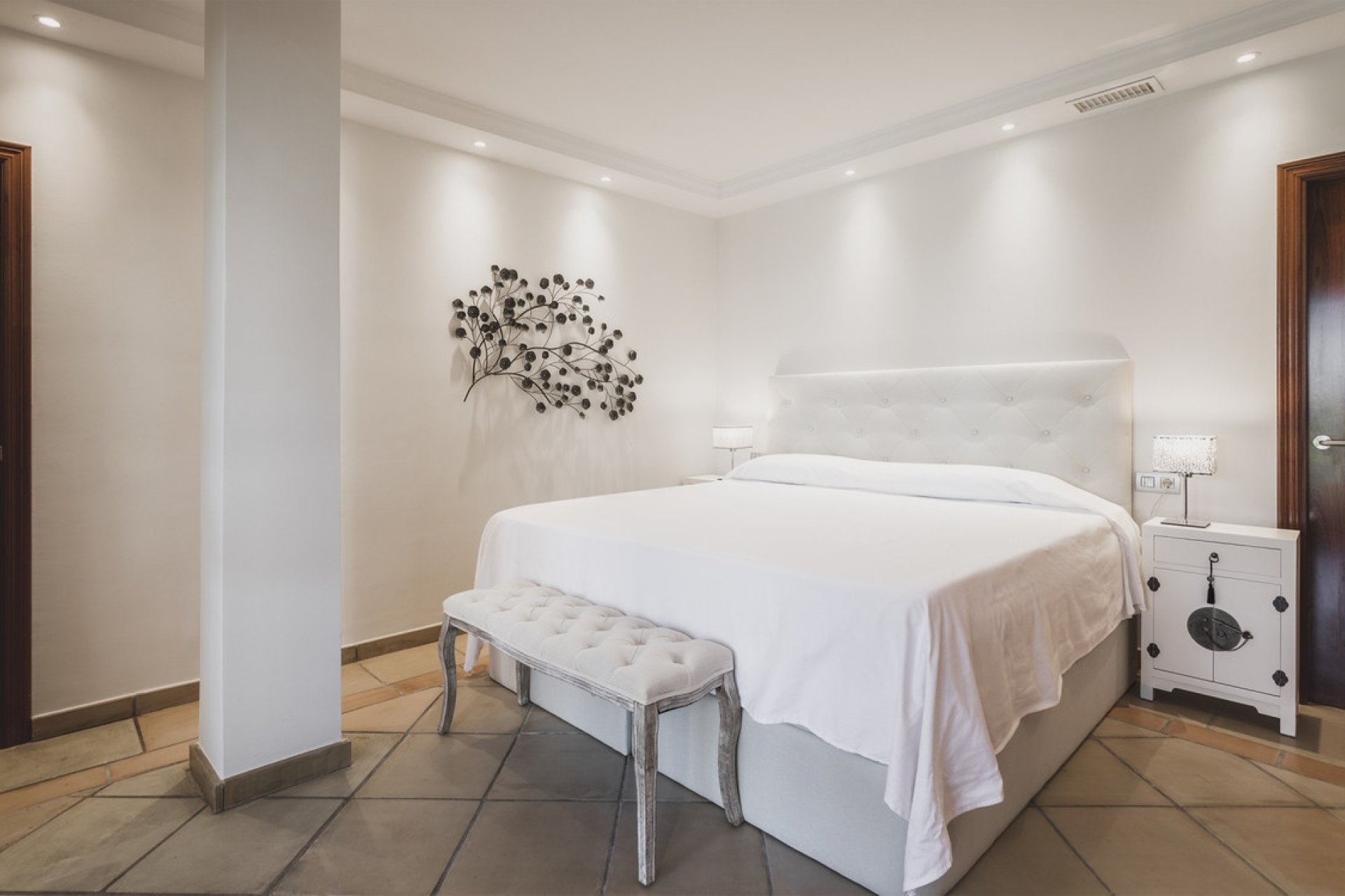 Rynek wtórny - Villa - Estepona - Estepona Centro