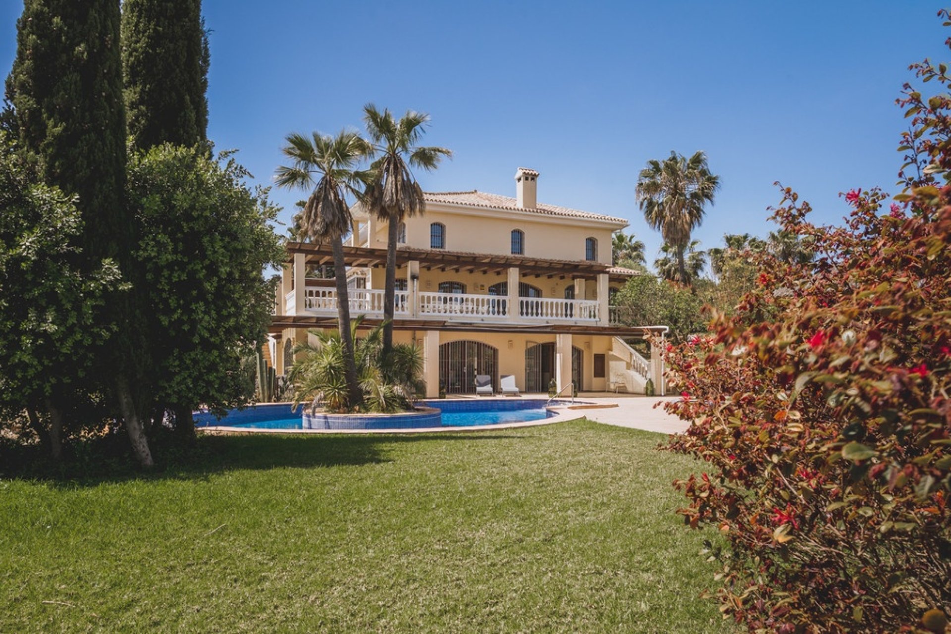 Rynek wtórny - Villa - Estepona - Estepona Centro