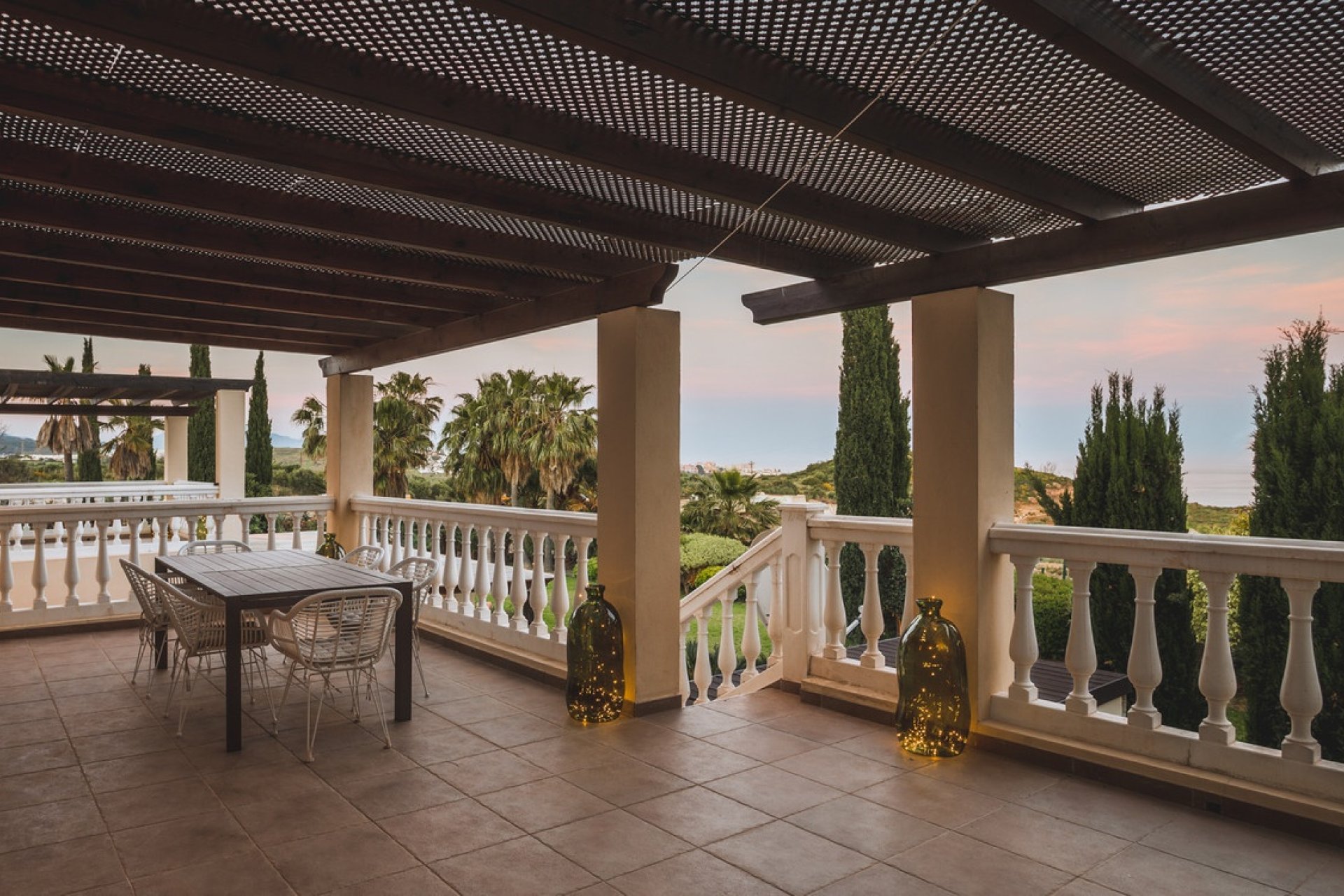 Rynek wtórny - Villa - Estepona - Estepona Centro