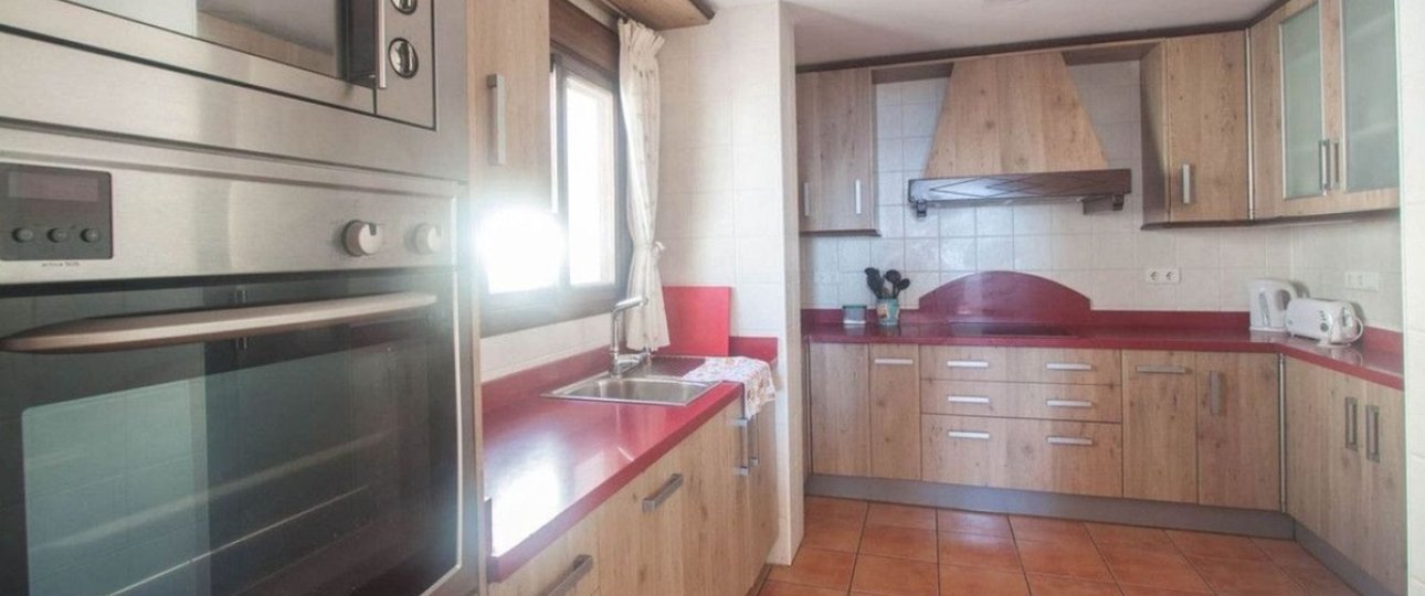 Rynek wtórny - Villa - Estepona - Estepona Centro