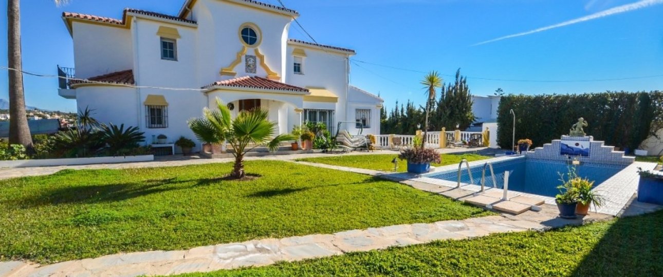 Rynek wtórny - Villa - Estepona - Estepona Centro