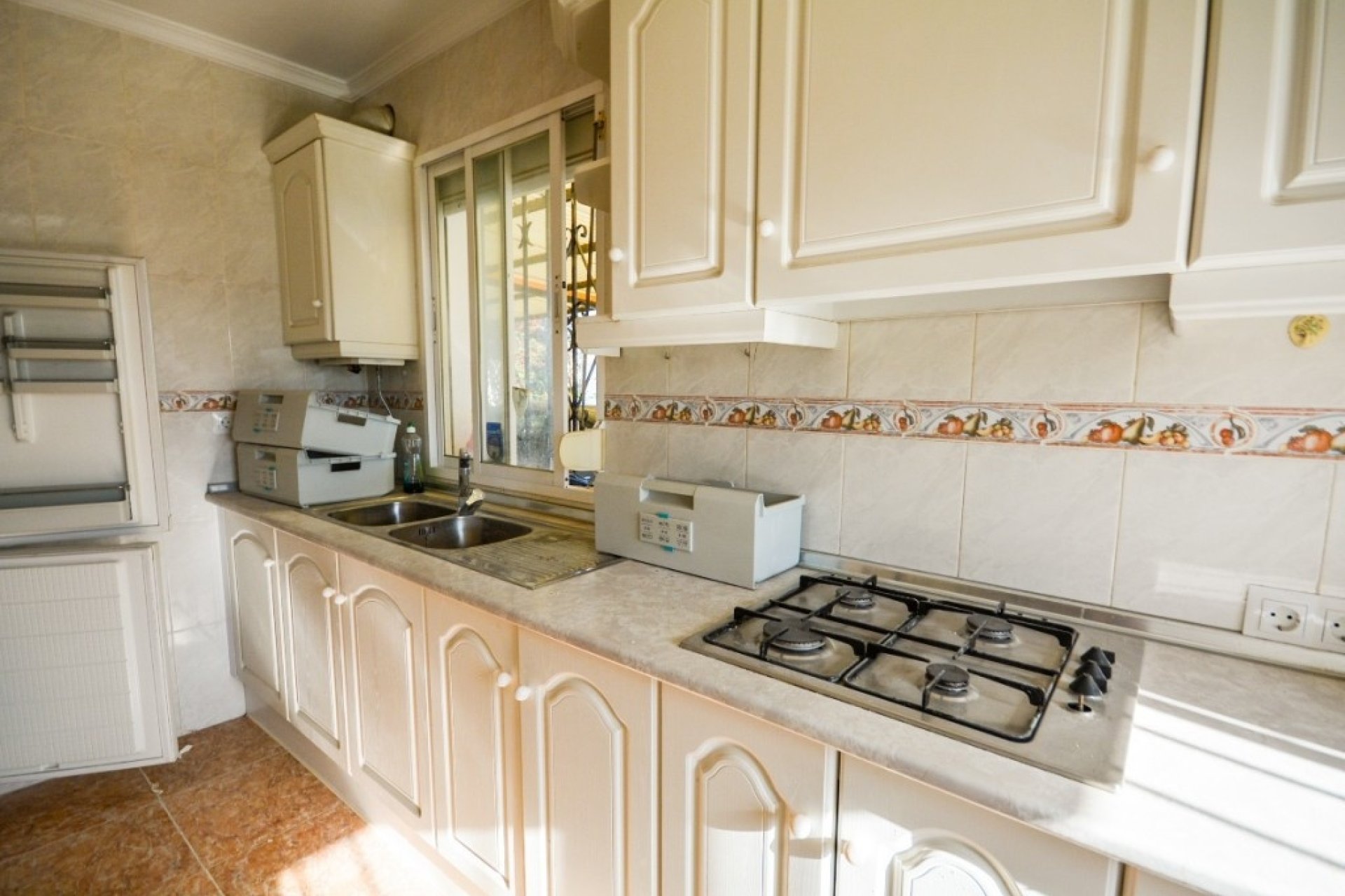 Rynek wtórny - Villa - Estepona - Estepona Centro