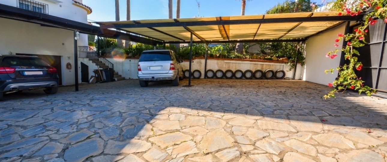 Rynek wtórny - Villa - Estepona - Estepona Centro