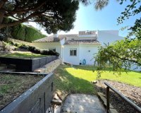 Rynek wtórny - Villa - Estepona - Estepona Centro