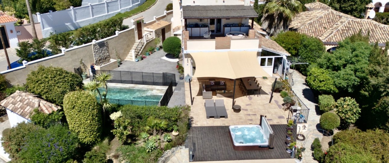 Rynek wtórny - Villa - Estepona - Estepona Centro