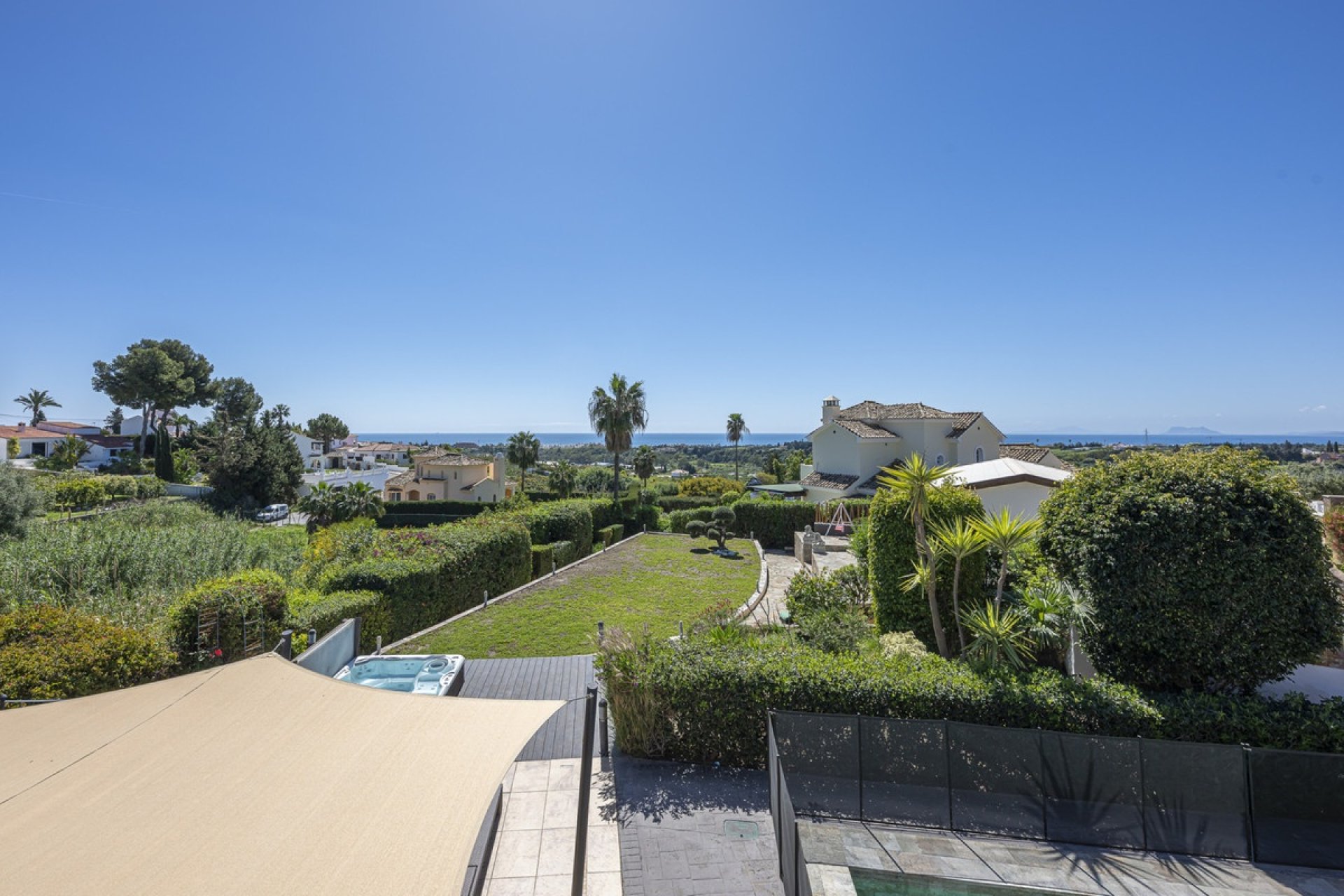Rynek wtórny - Villa - Estepona - Estepona Centro