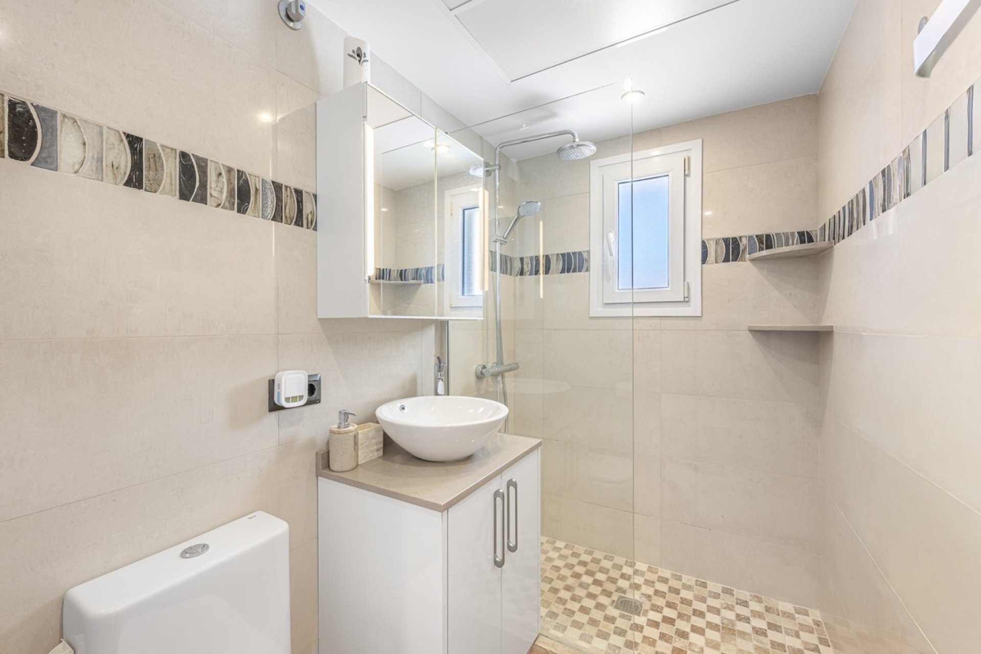Rynek wtórny - Villa - Estepona - Estepona Centro