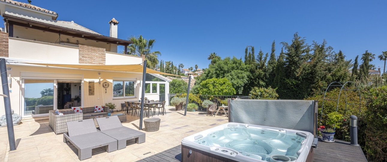 Rynek wtórny - Villa - Estepona - Estepona Centro