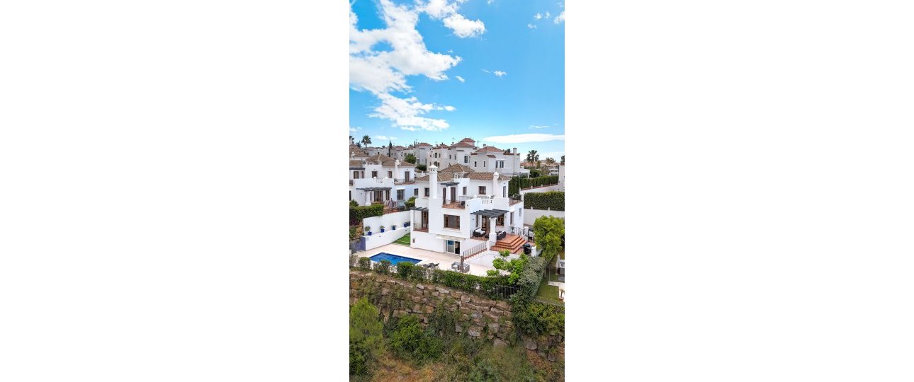 Rynek wtórny - Villa - Estepona - Estepona Centro