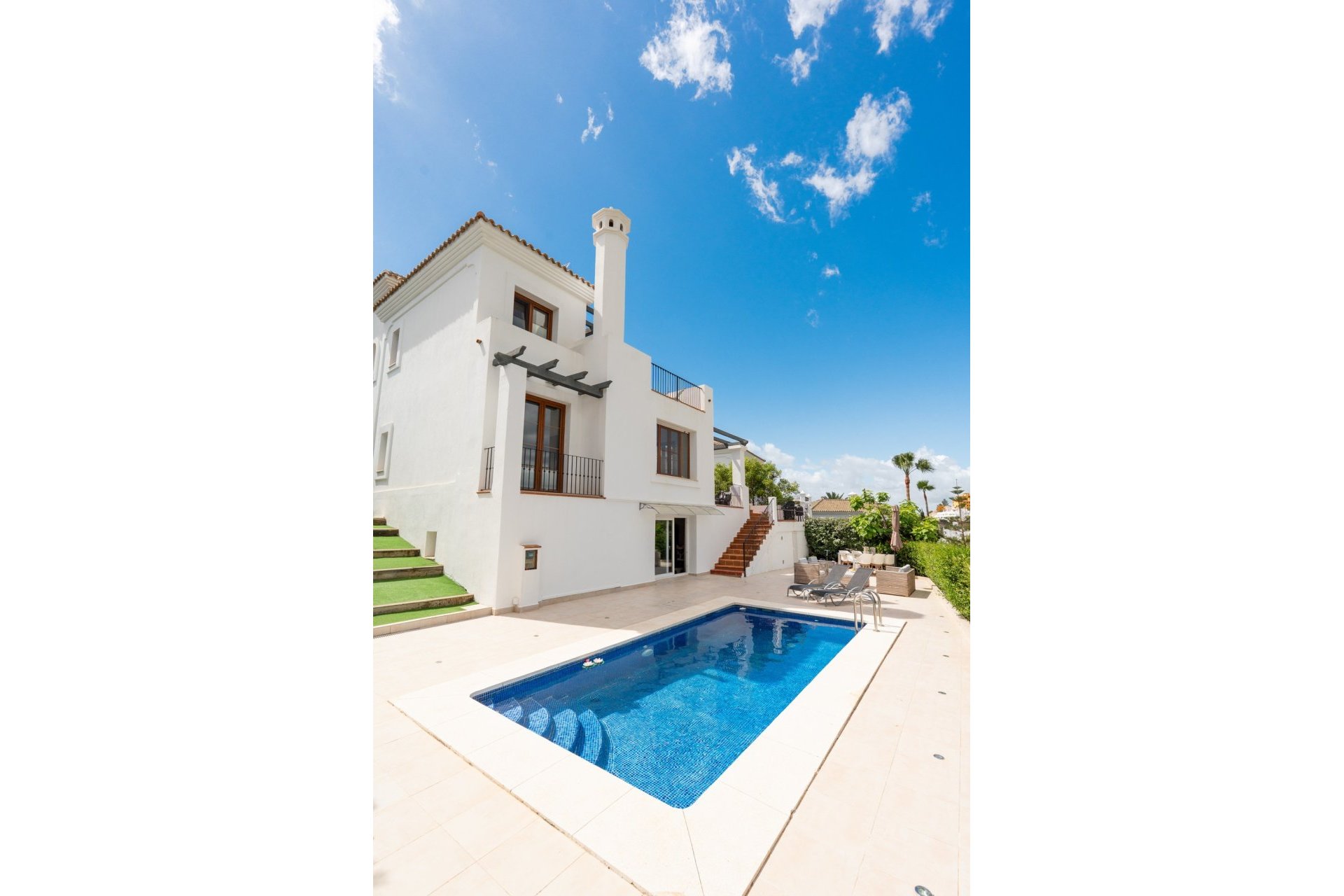 Rynek wtórny - Villa - Estepona - Estepona Centro
