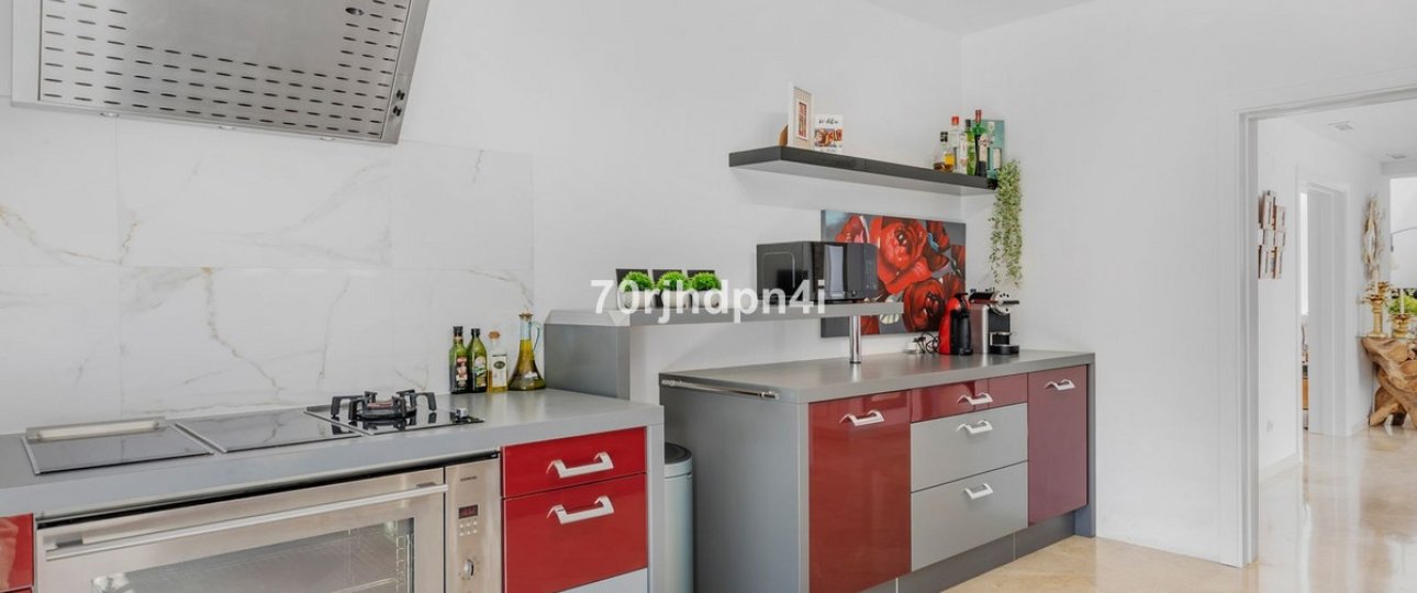Rynek wtórny - Villa - Estepona - Estepona Centro