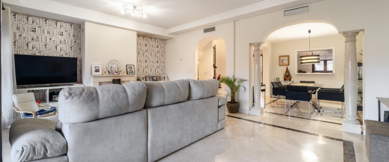 Rynek wtórny - Villa - Estepona - Estepona Centro