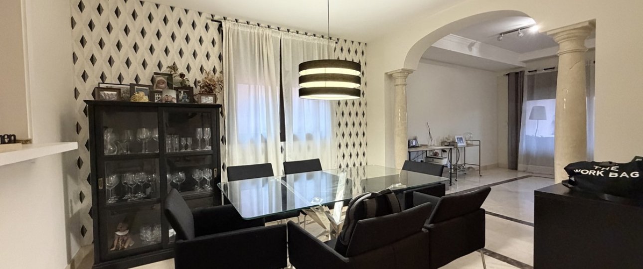 Rynek wtórny - Villa - Estepona - Estepona Centro