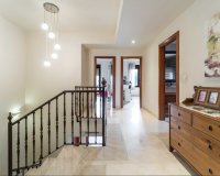 Rynek wtórny - Villa - Estepona - Estepona Centro
