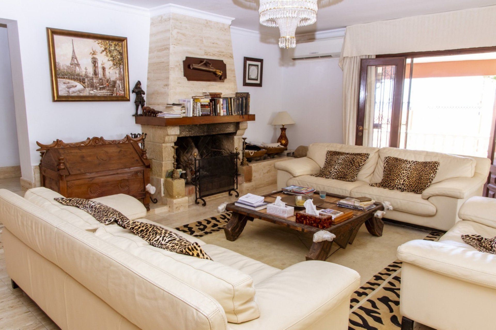 Rynek wtórny - Villa - Estepona - Estepona Centro