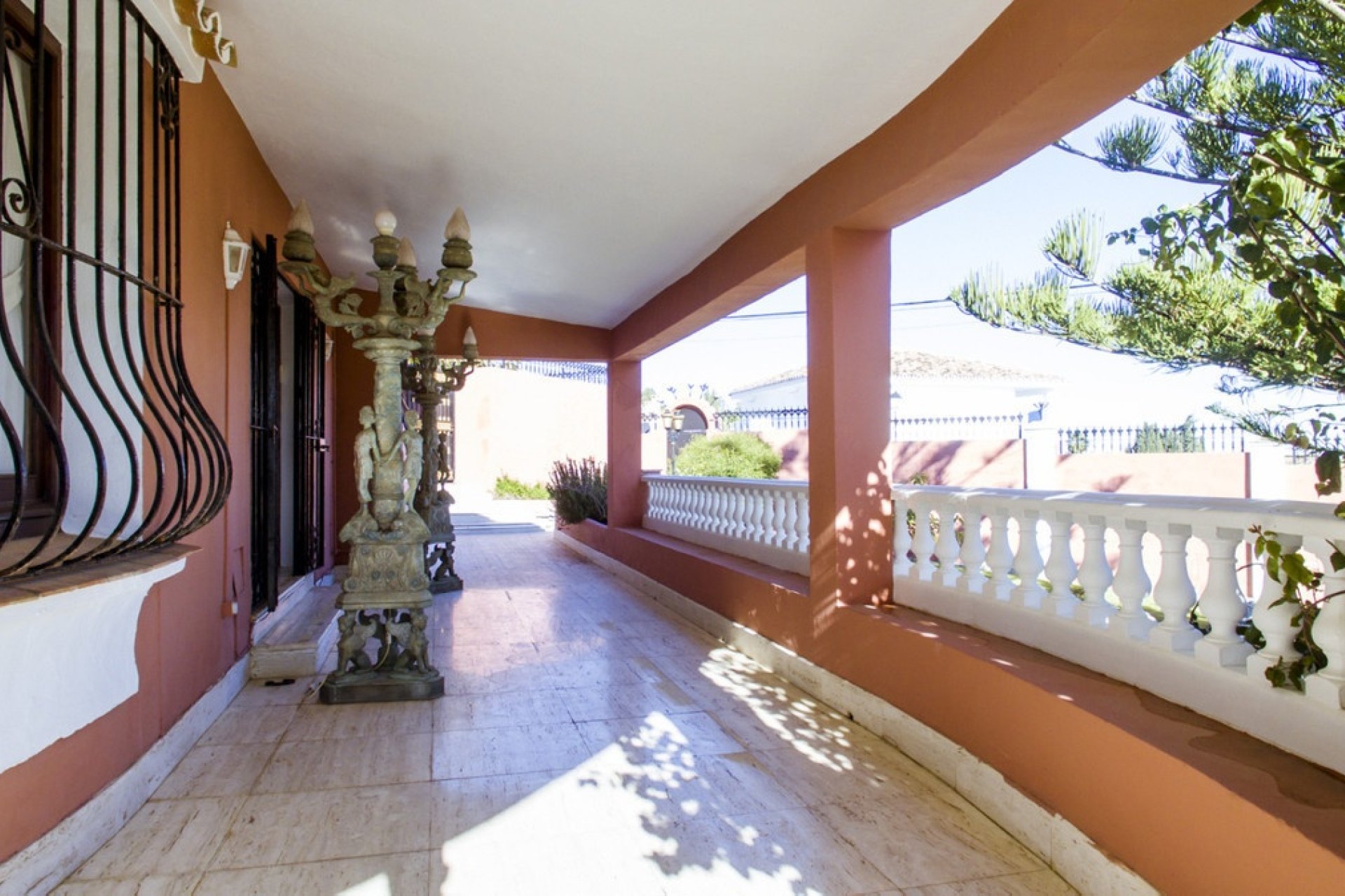 Rynek wtórny - Villa - Estepona - Estepona Centro