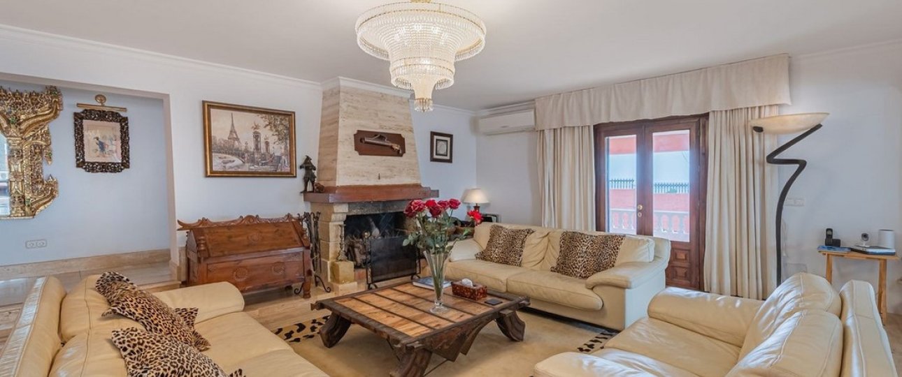 Rynek wtórny - Villa - Estepona - Estepona Centro