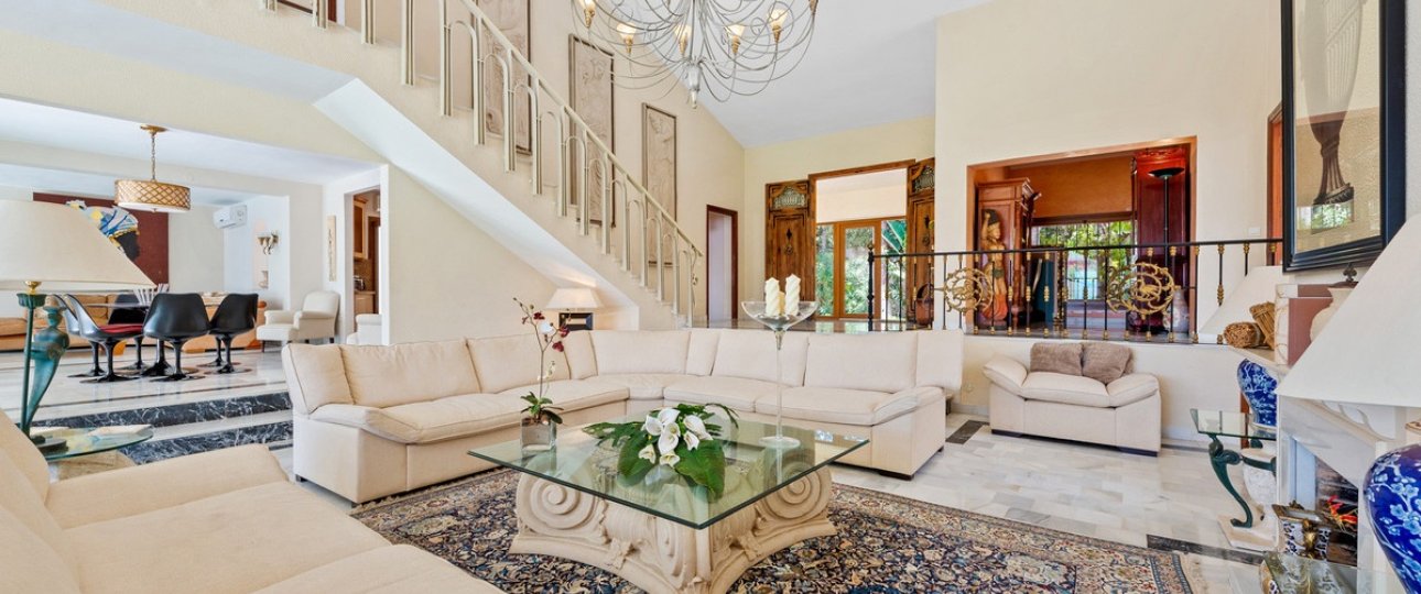 Rynek wtórny - Villa - Estepona - Estepona Centro