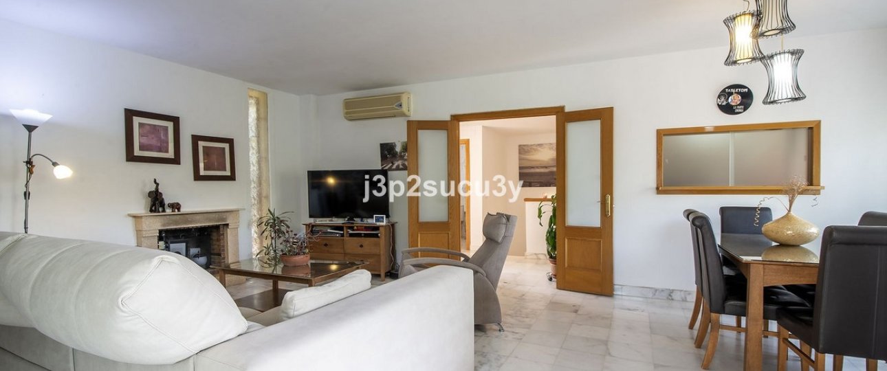 Rynek wtórny - Villa - Estepona - Estepona Centro