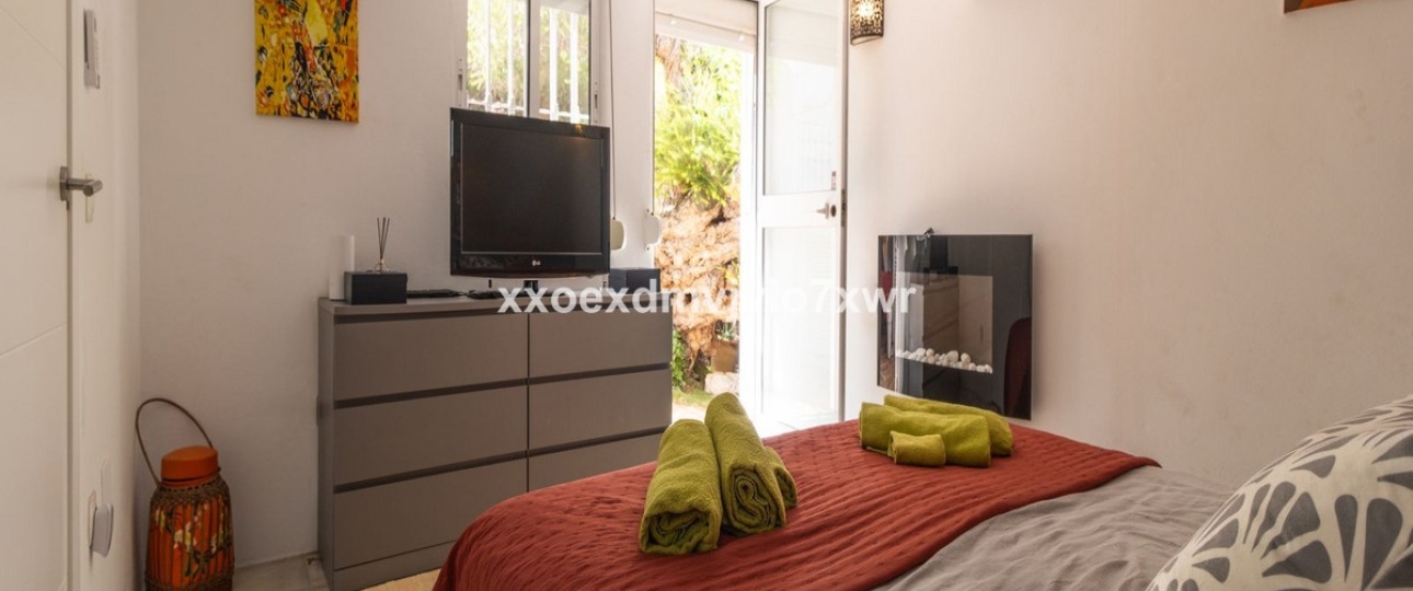 Rynek wtórny - Villa - Estepona - Estepona Centro