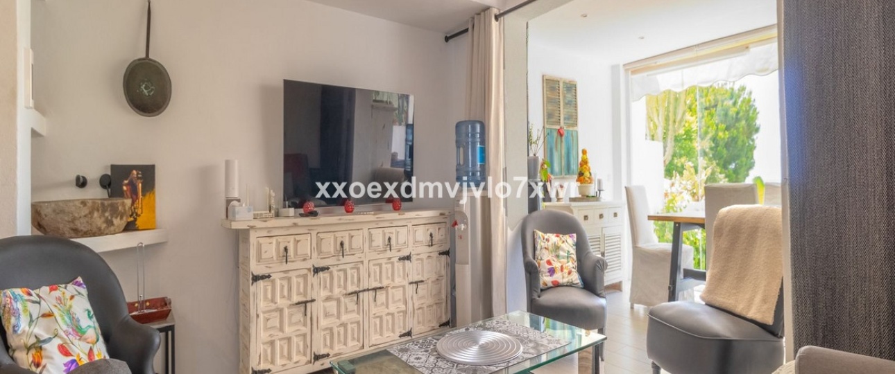 Rynek wtórny - Villa - Estepona - Estepona Centro