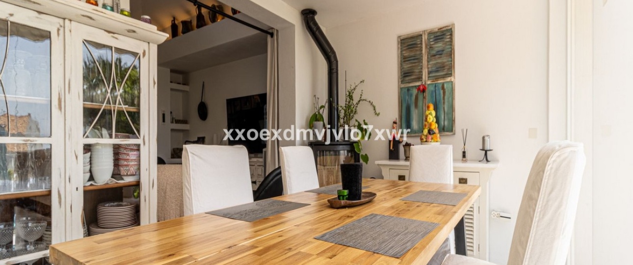 Rynek wtórny - Villa - Estepona - Estepona Centro