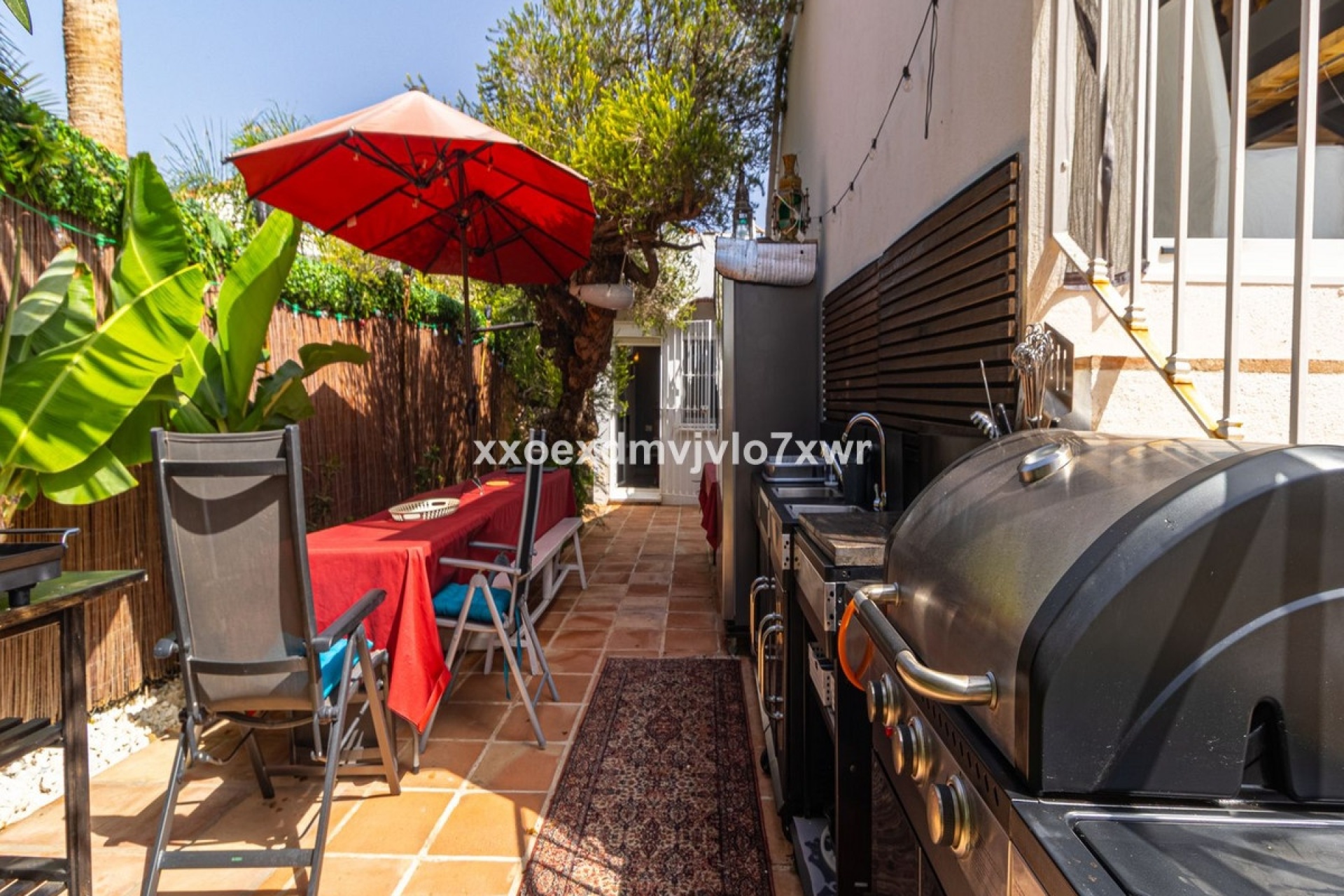 Rynek wtórny - Villa - Estepona - Estepona Centro