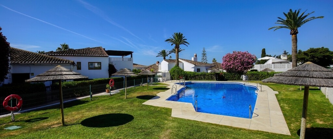 Rynek wtórny - Villa - Estepona - Estepona Centro