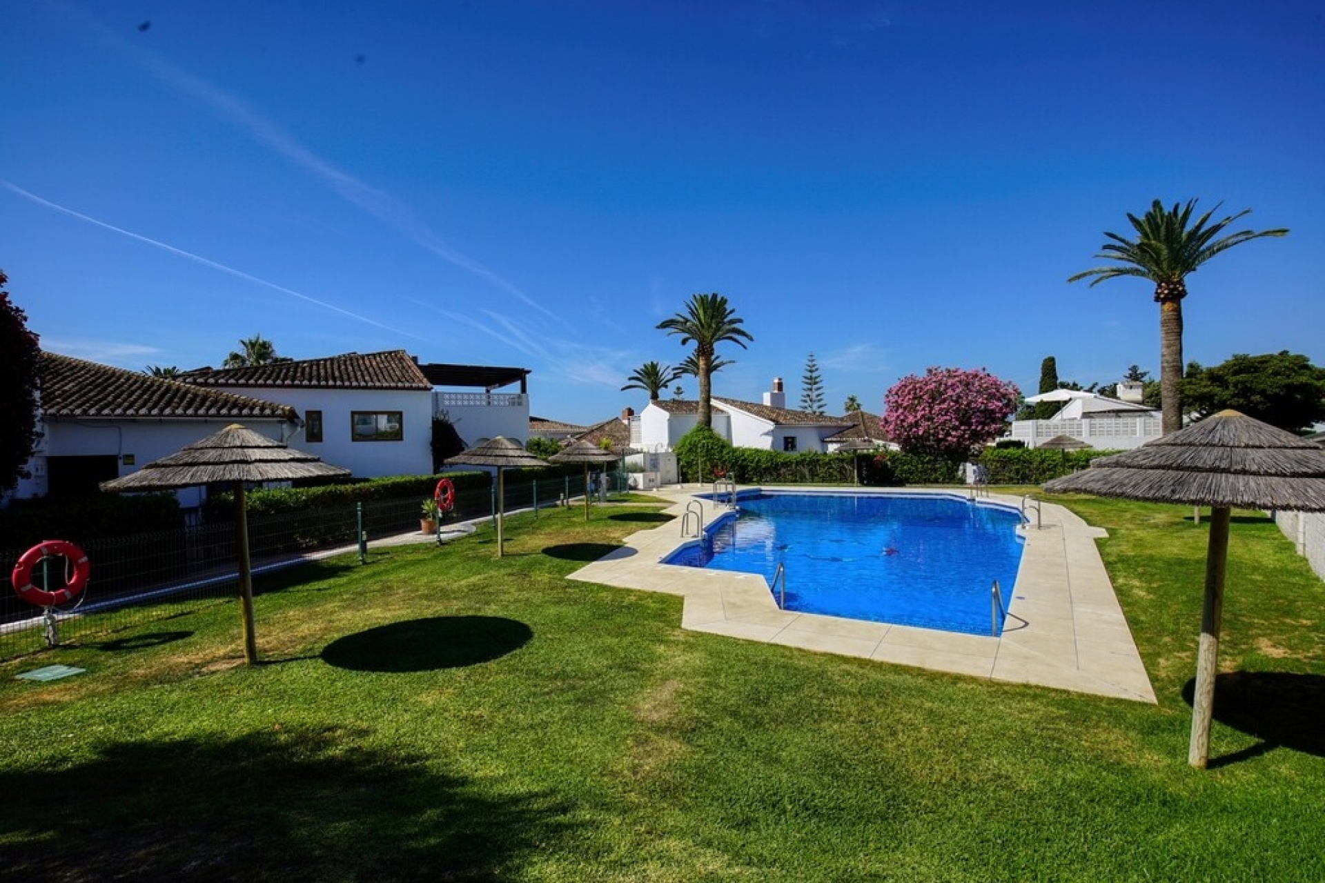 Rynek wtórny - Villa - Estepona - Estepona Centro