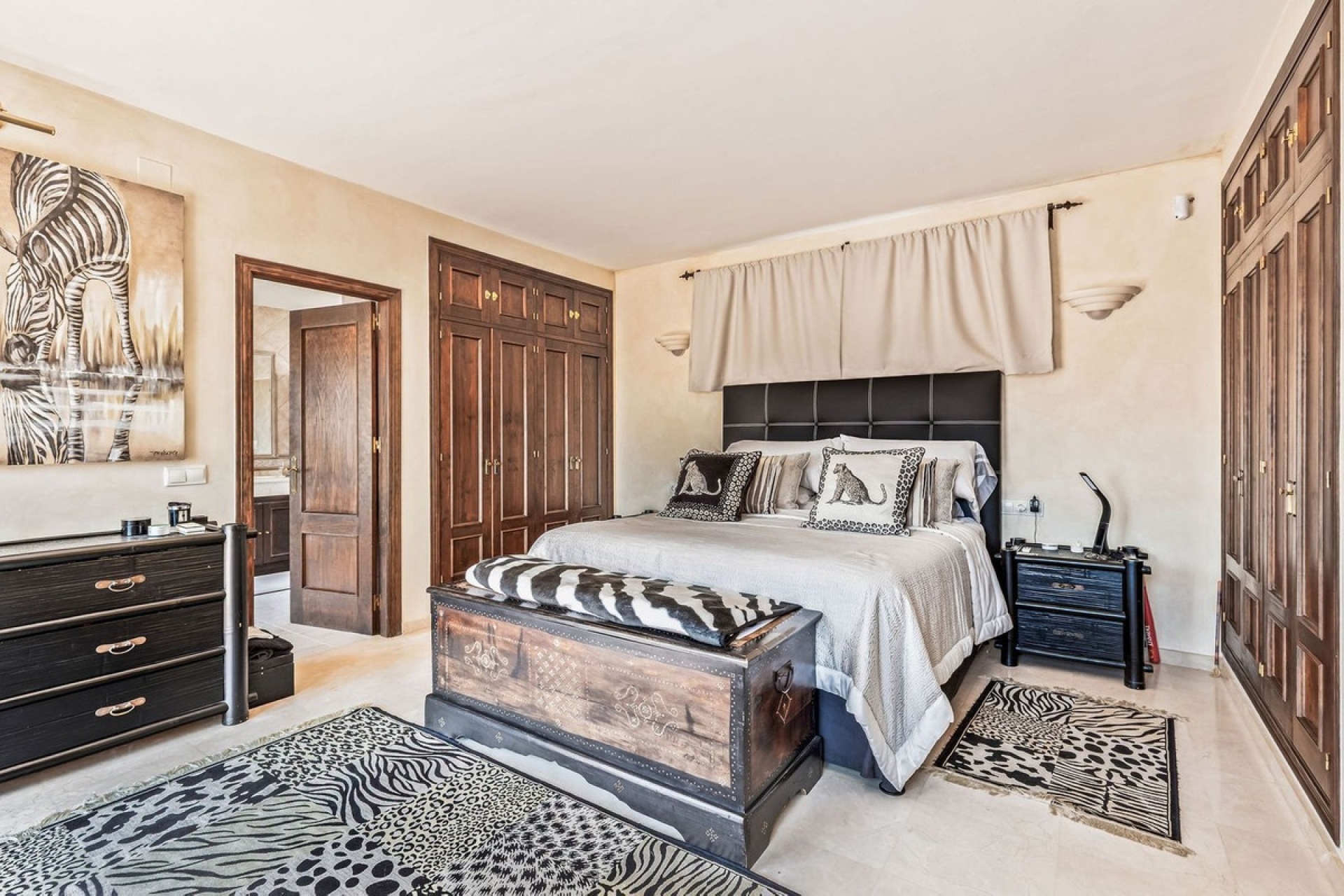 Rynek wtórny - Villa - Estepona - Estepona Centro