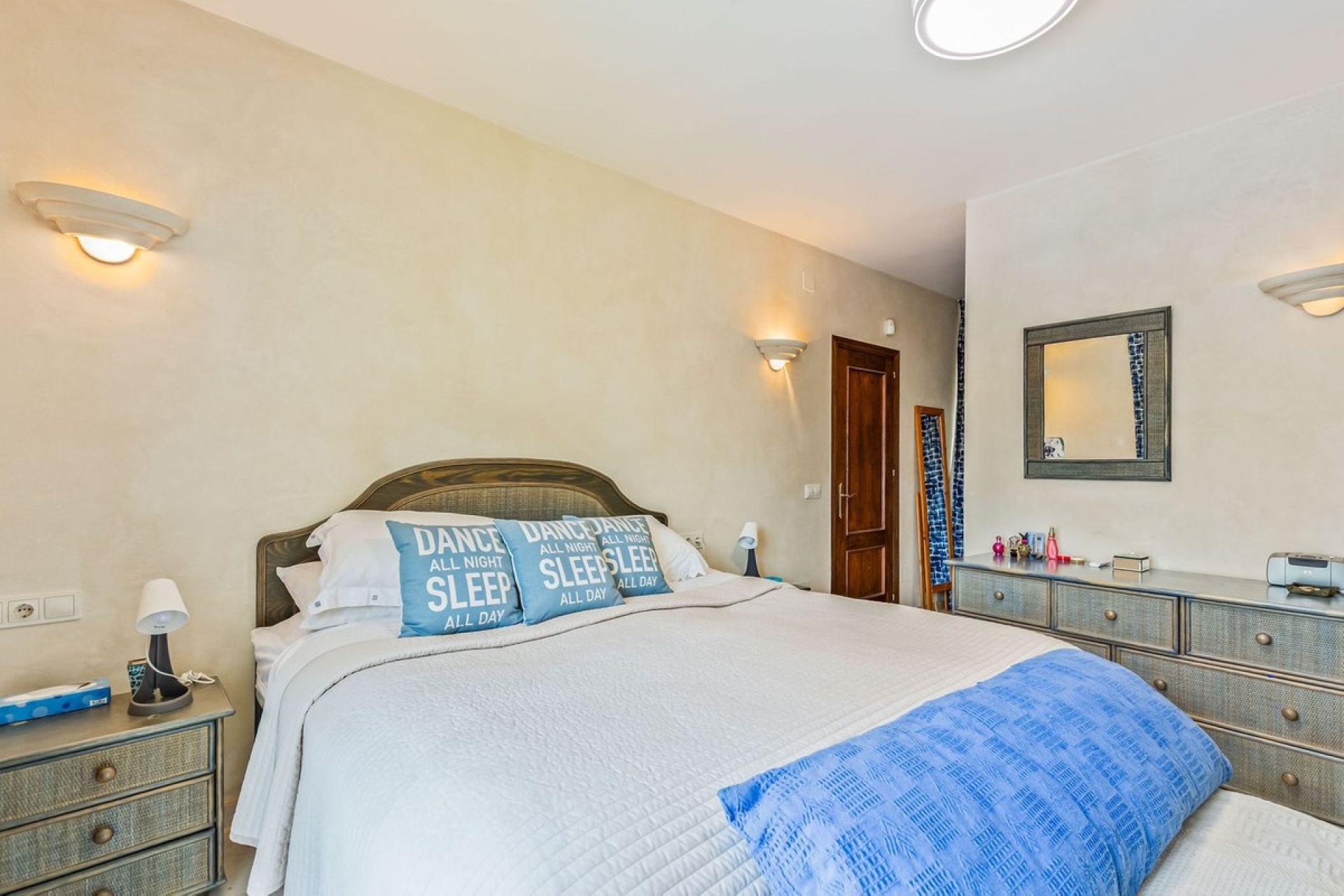 Rynek wtórny - Villa - Estepona - Estepona Centro